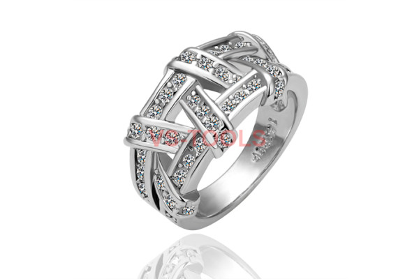Size 7 Ashbury Metal 18K White Gold Plated Rhinestone Crystal Ring